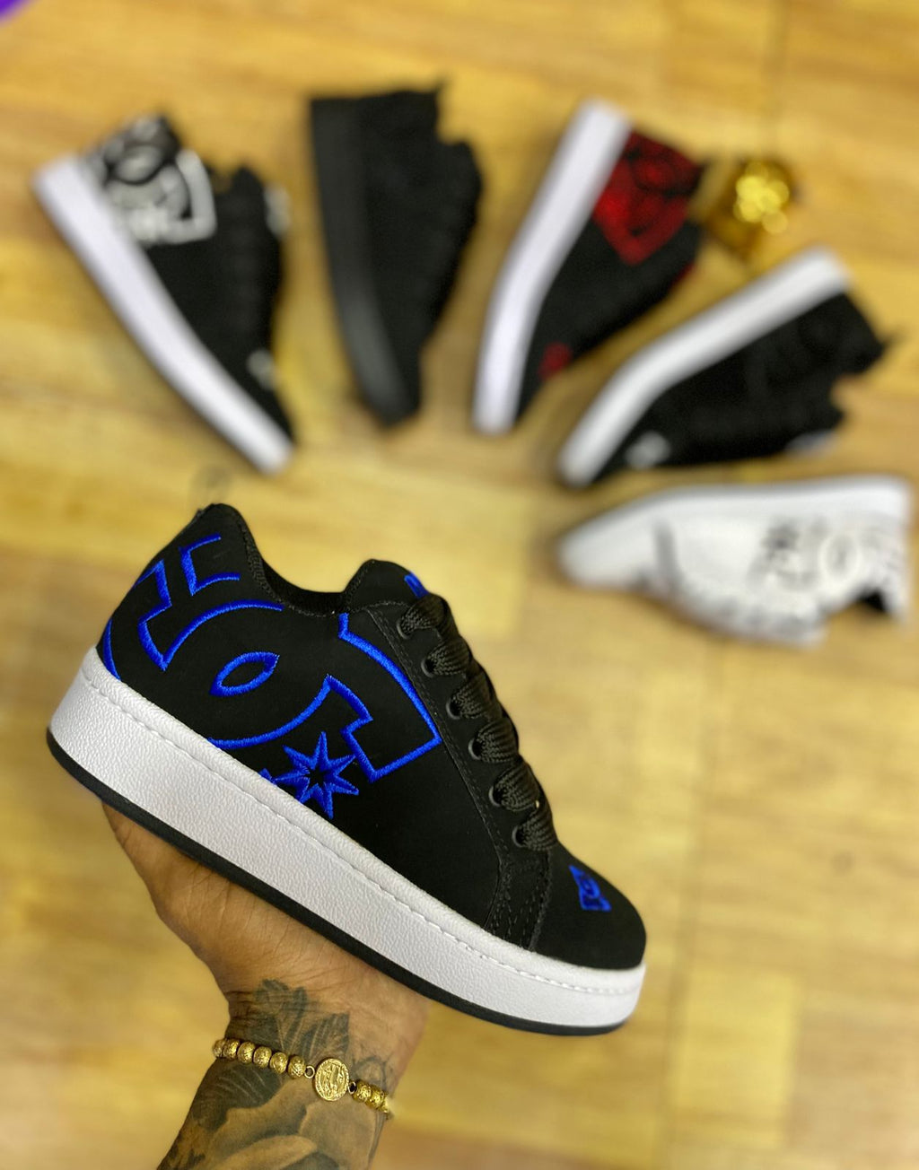 DC- black blue
